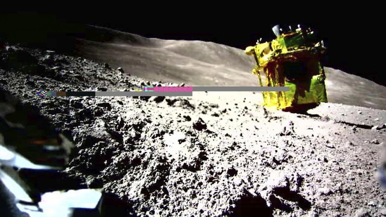 Japanse maanlander legt materiaal van tien maanrotsen vast - NU.nl